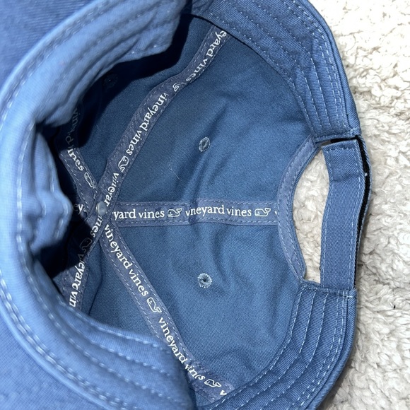 🎯NWOT Vineyard Vines Whale Logo Baseball Cap Hat Blue - Picture 6 of 7